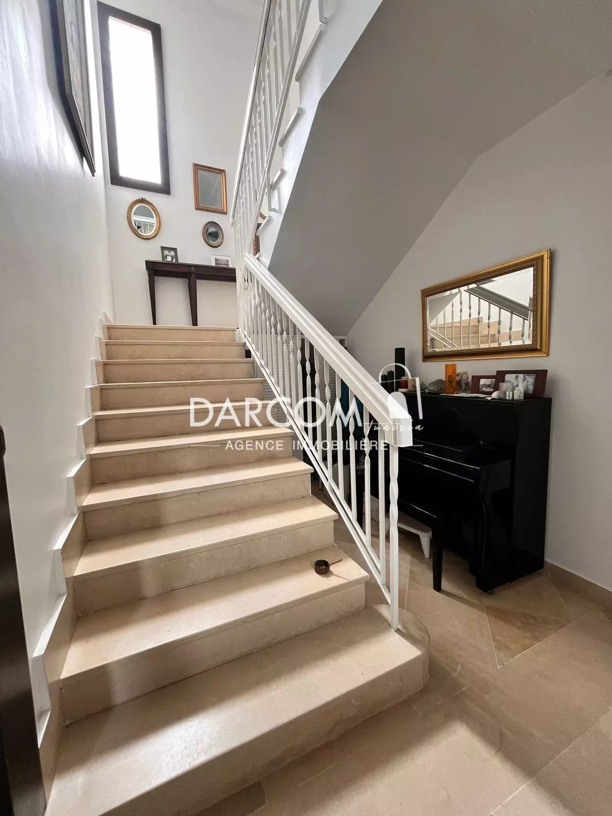 A vendre Villa 2000 m² à Chotrana la Soukra